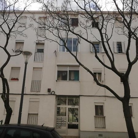 Olivais Metro 1 Apartment Lisbon Luaran gambar